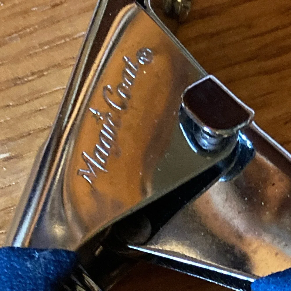 Nail Clippers, metal with blue handle, Magic Coat